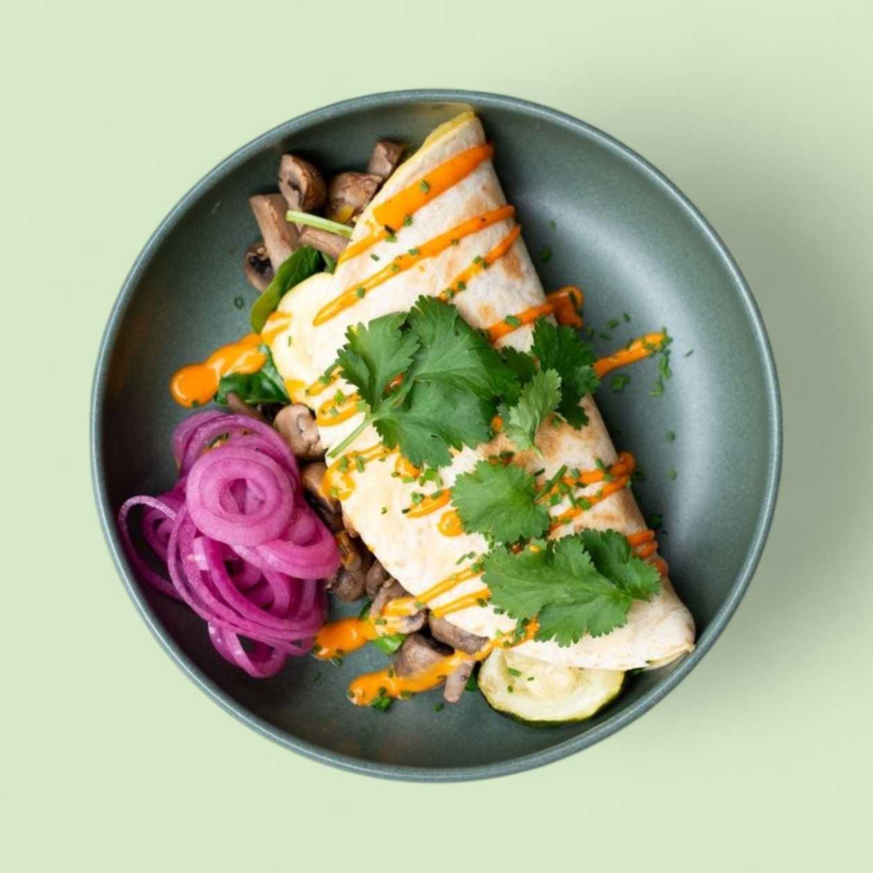 Tortilla omlette su čederiu ir daržovėmis