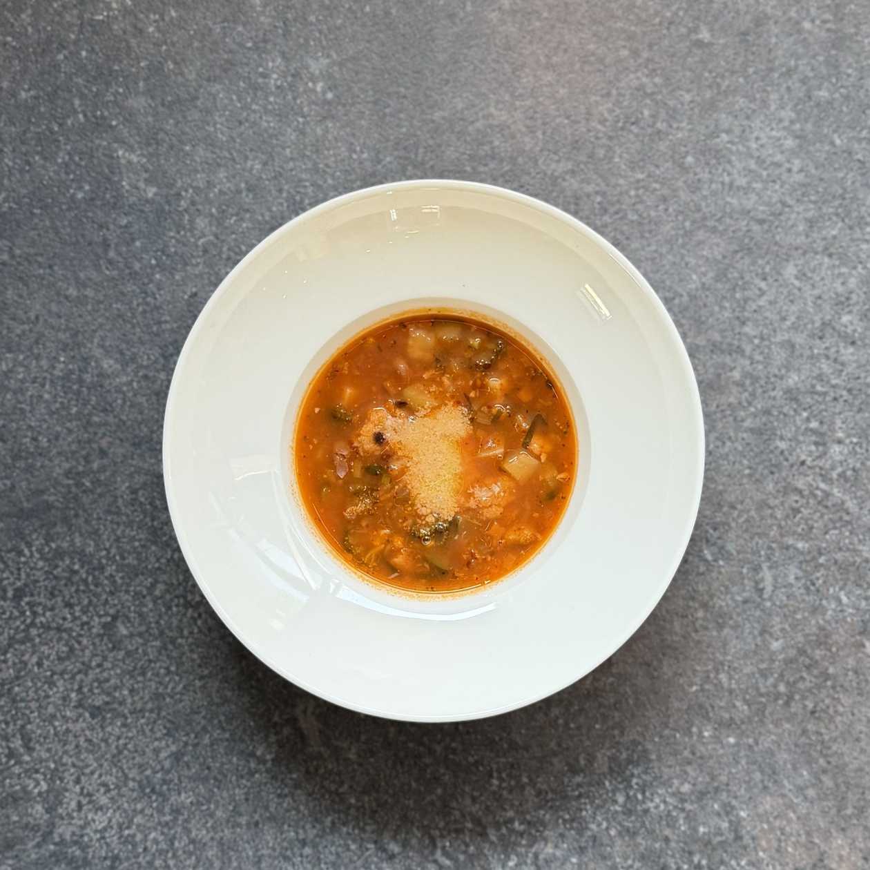MINESTRONE CON FAGIOLI