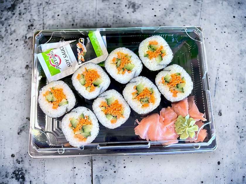 Veggie Maki (11) - 8pcs