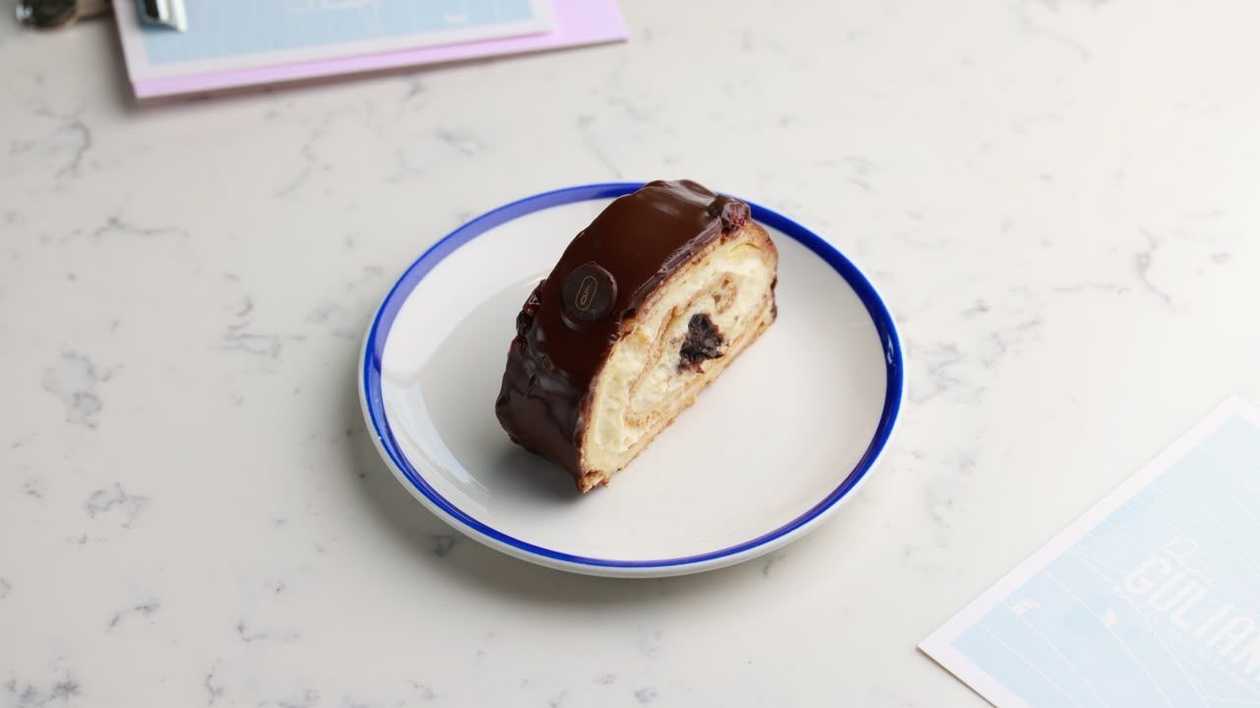 Chocolate & plum roll