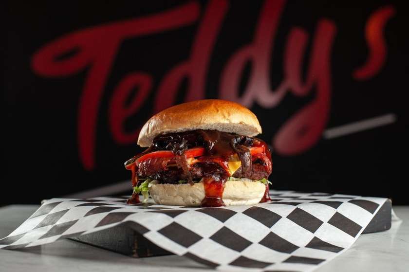 BACON BBQ WEGE BURGER