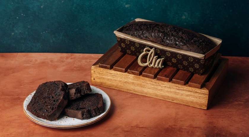 Dark chocolate loaf cake