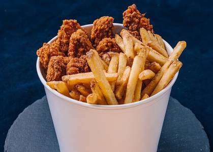 Crispy Wings and Strips Combo