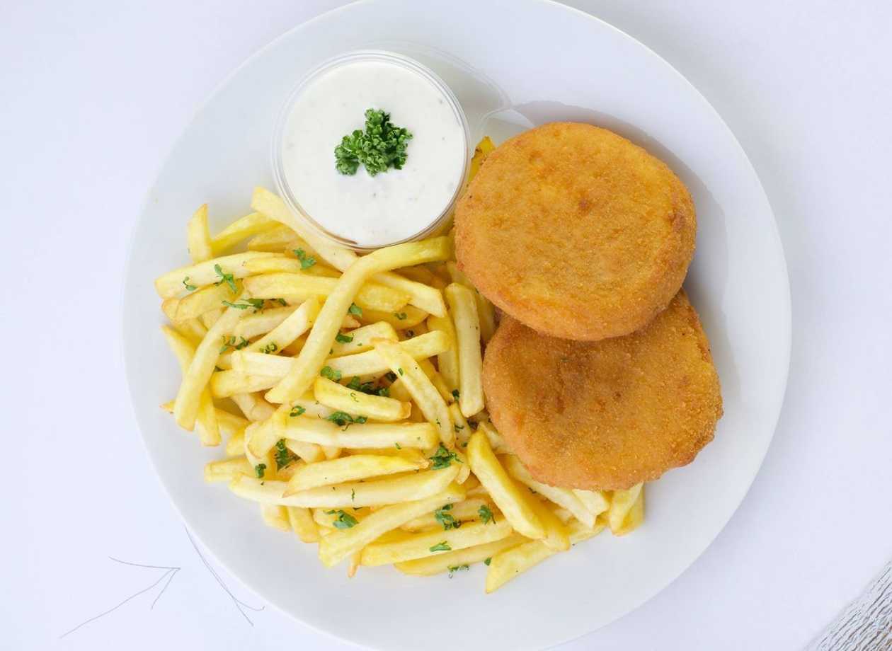 Fried Camembert-style Cheese + Side Dish, Tartar Sauce