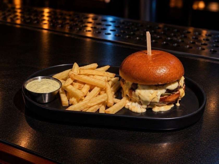 Legend burger