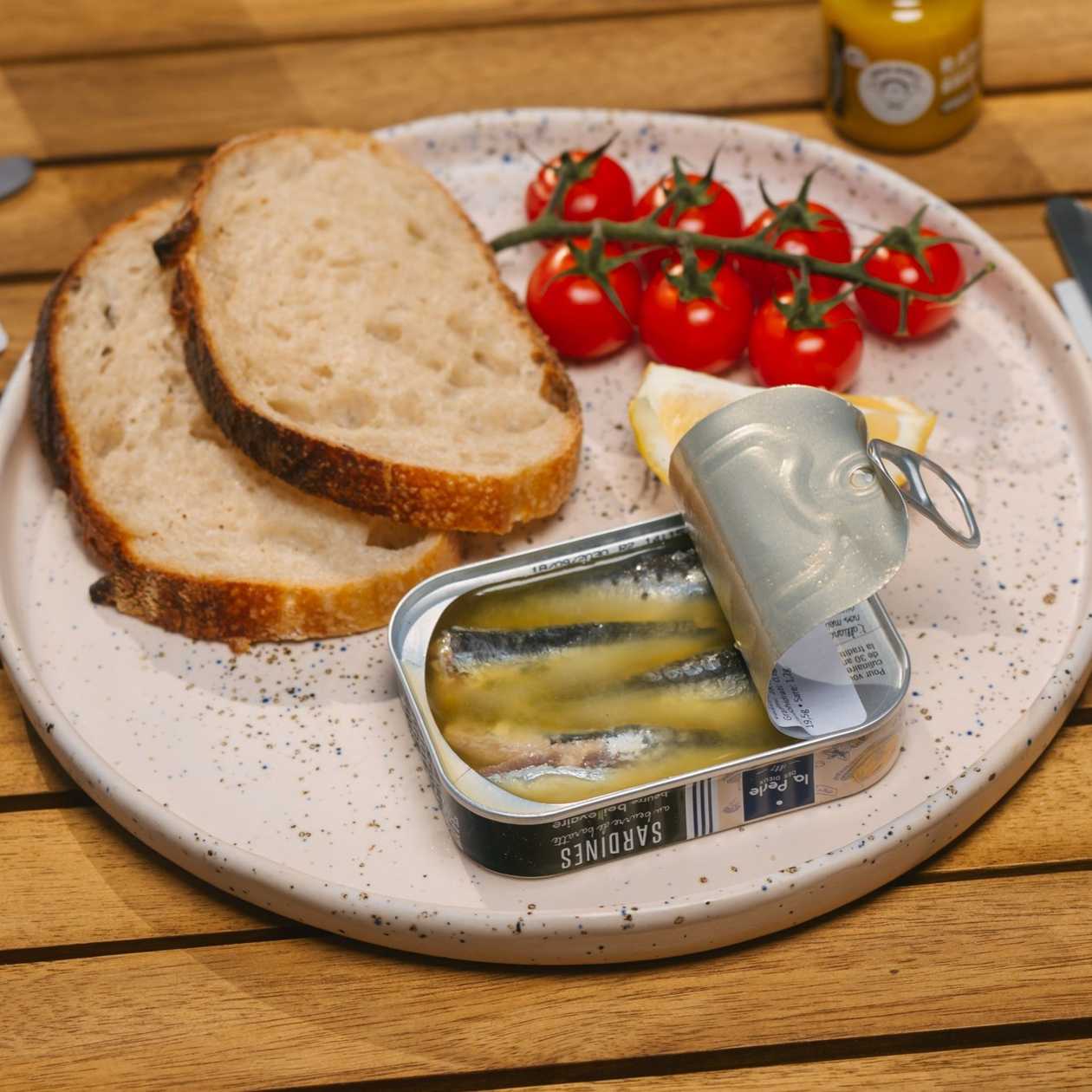 Brunch cu Sardine