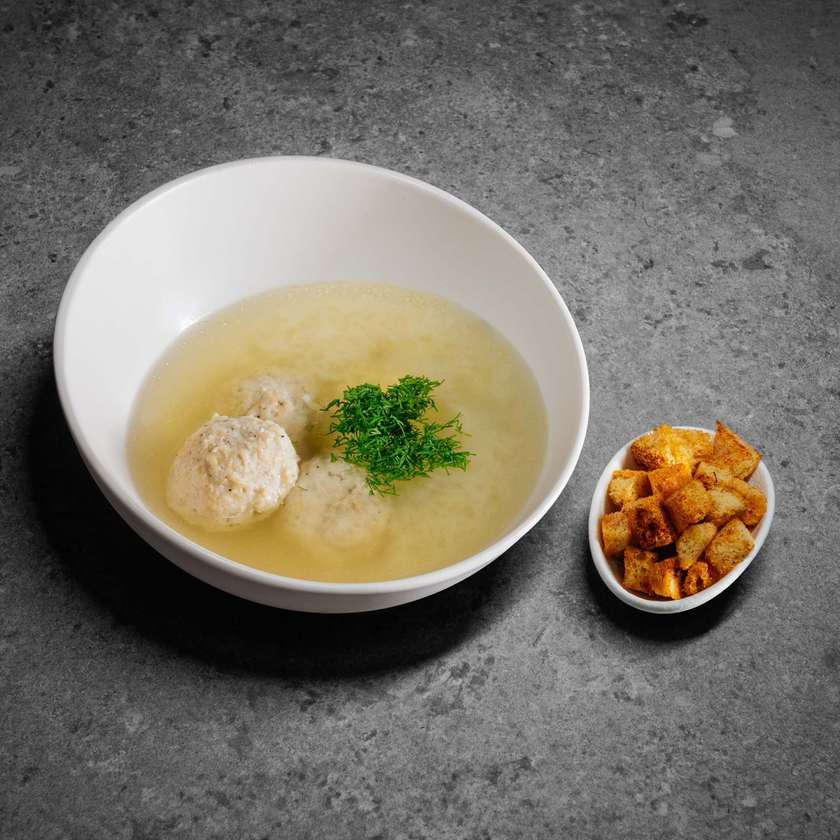 Chicken soup with meatballs
