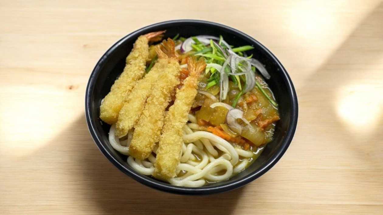 A28. Japonská Udon Kari Polévka