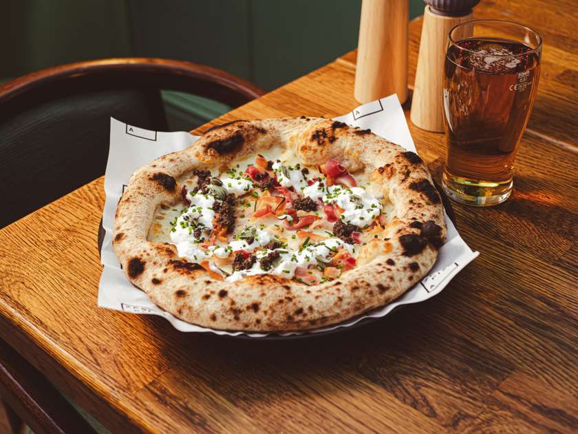 Pizza No 9 Truffle Whisper