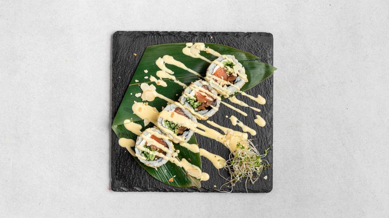 Sake Philly Maki z nabídky Sushi Viet