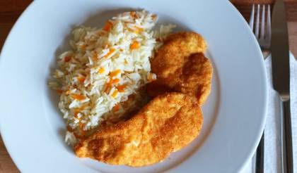 1/2 Panados de Frango C/Batata frita e Arroz