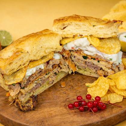 Panino con Porchetta & Buratta