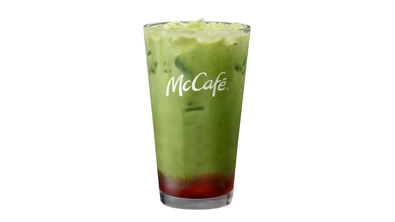 Tall Strawberry Iced Matcha Latte
