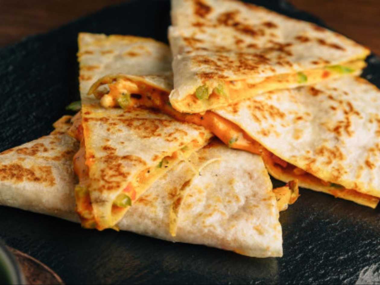 Quesadilla Deluxe - Šťavnaté hovězí(extra sýr)