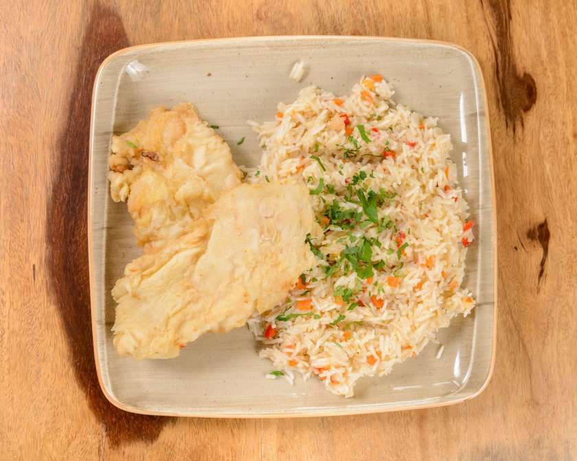 Schnitzel de pui (parizian sau pané)