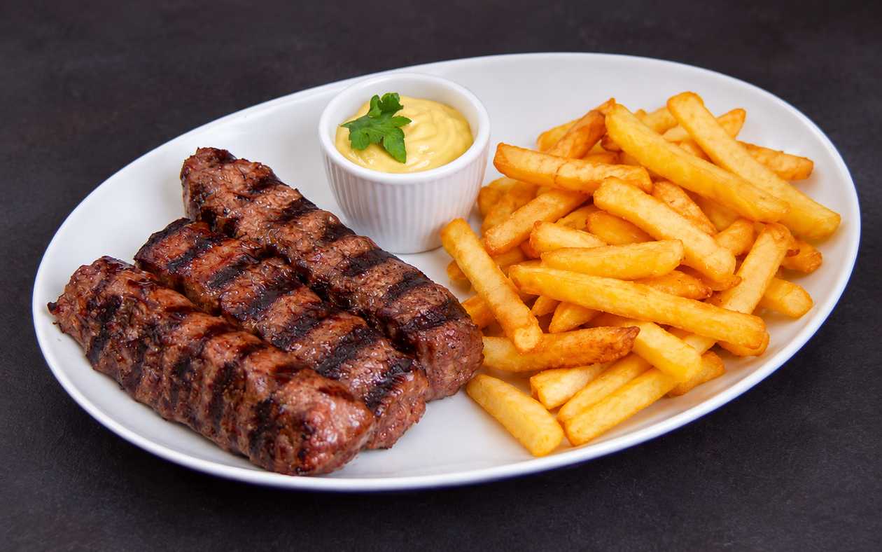 Platou mici (3 mici+cartofi+mustar)