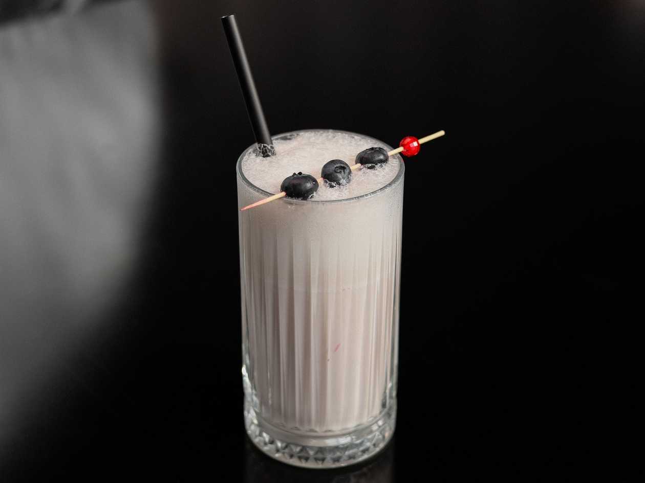Berry milkshake