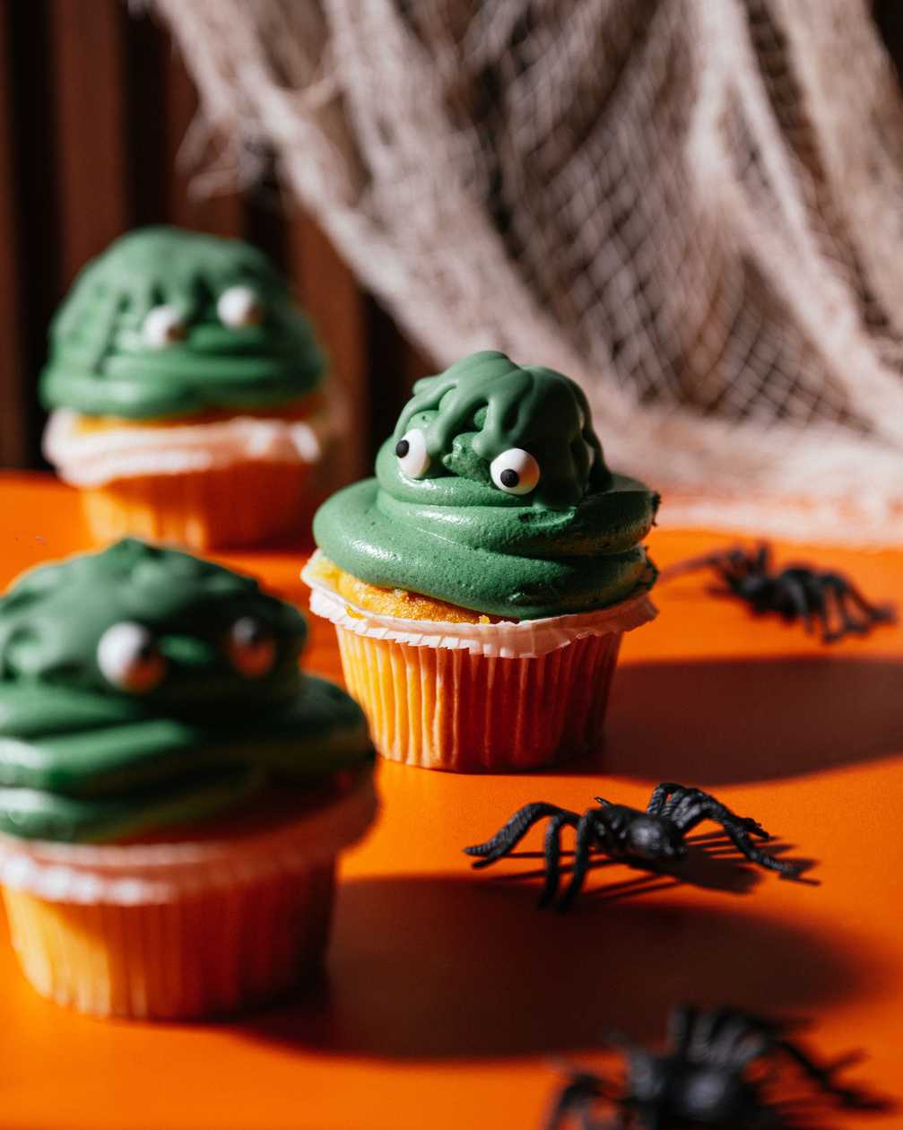 Halloween Monster Slime Cupcake