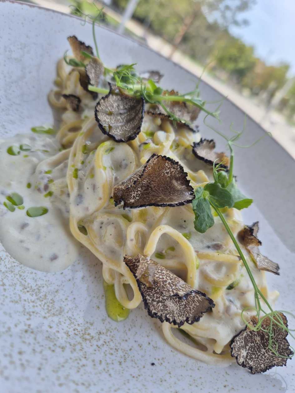 SPAGHETTI ALL TARTUFO FRESCO
