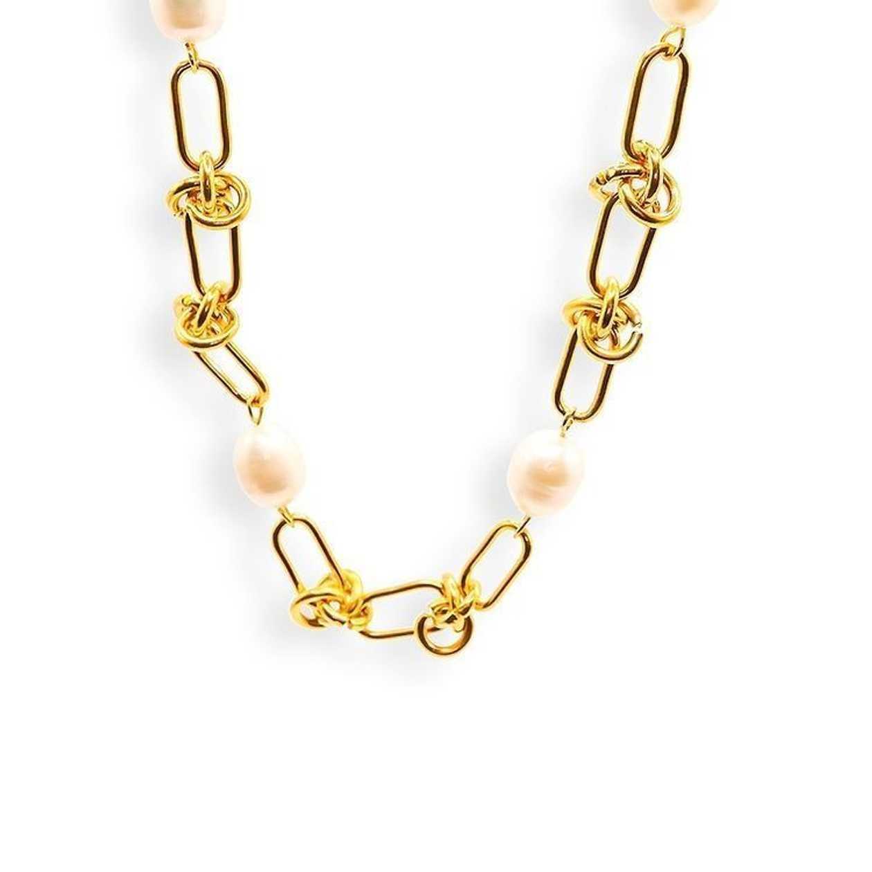 Arctic Charm Pearl Necklace