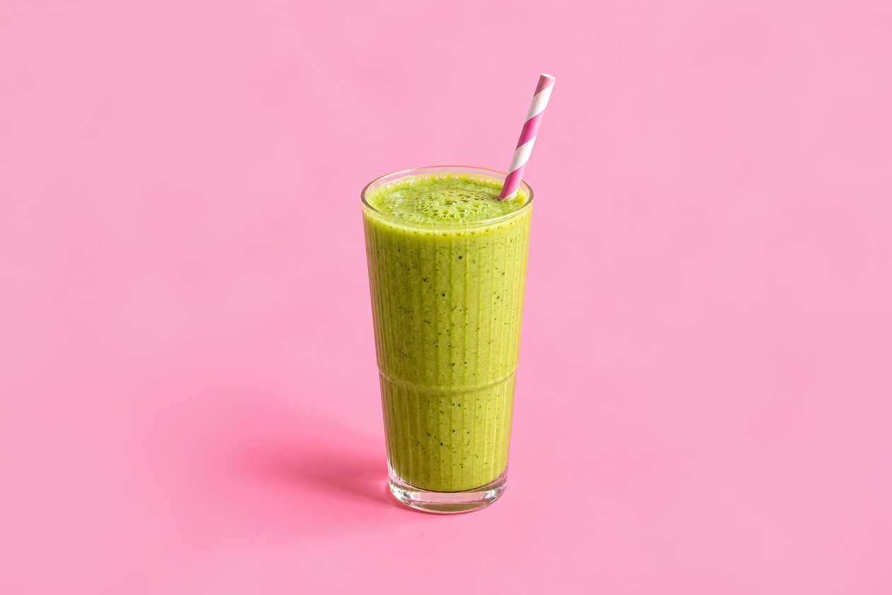 Matcha-avokaado smuuti