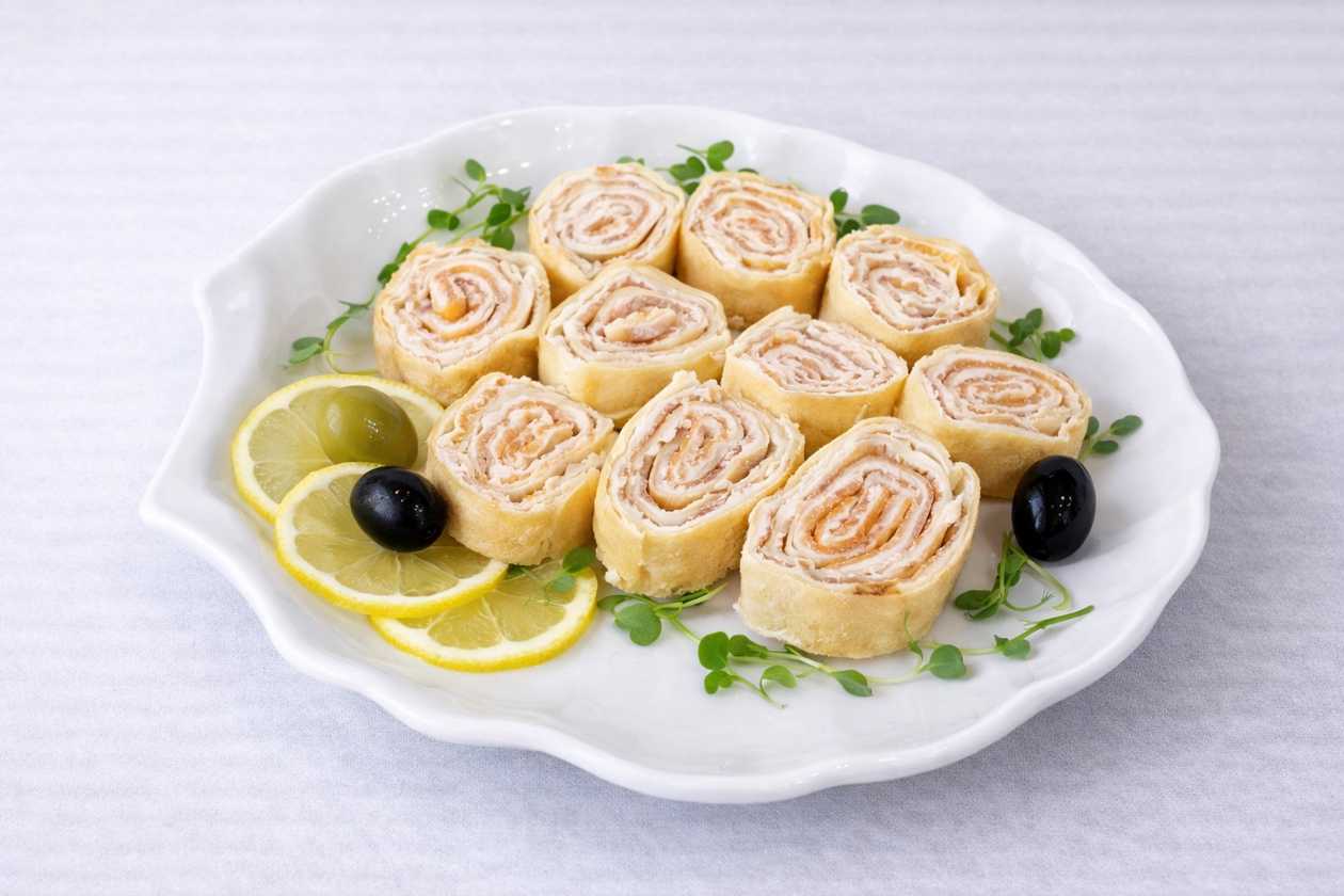 Млинці з лососем і сиром