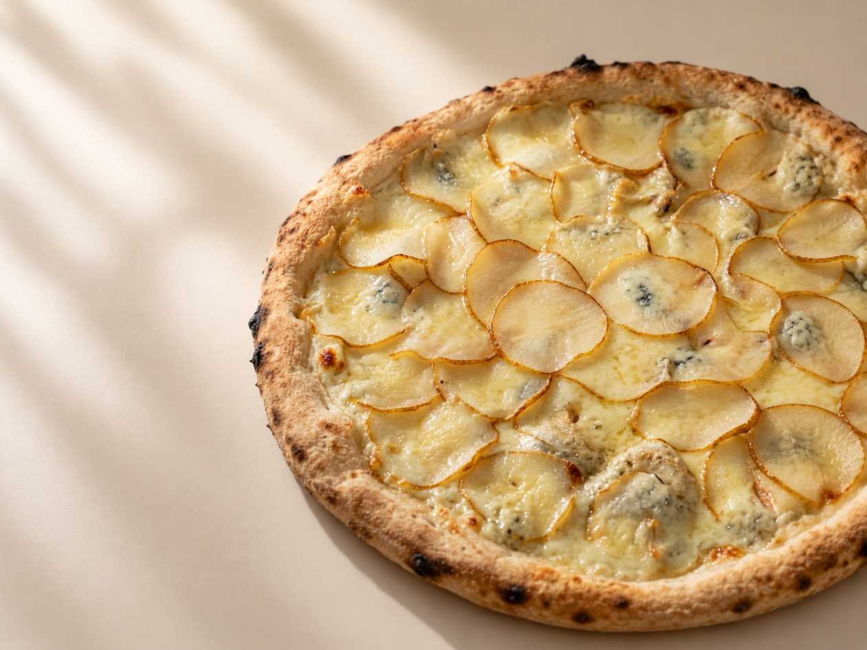 Apple Cinnamon Dessert Pizza
