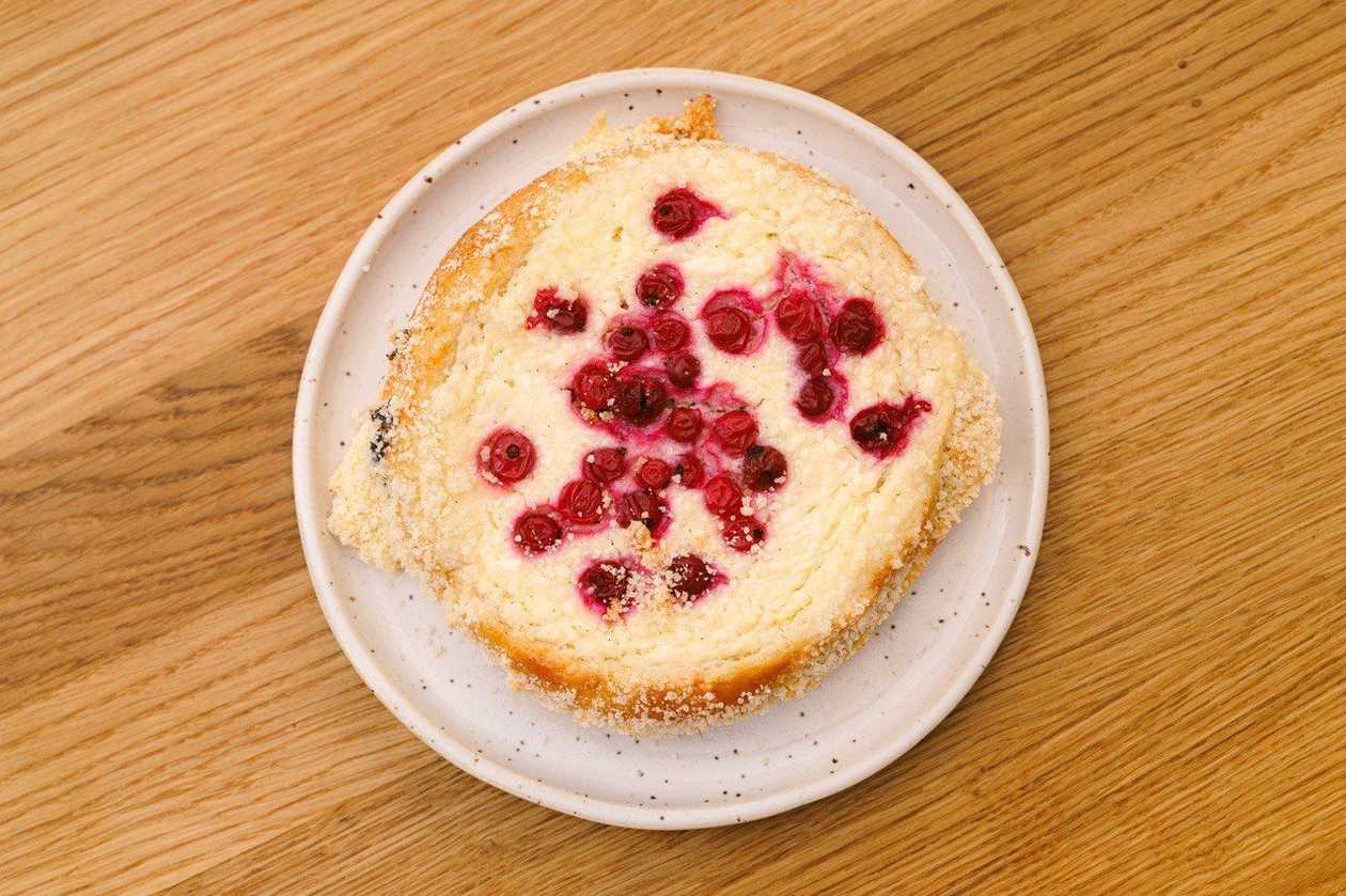Moravian kolach with red currants 160g