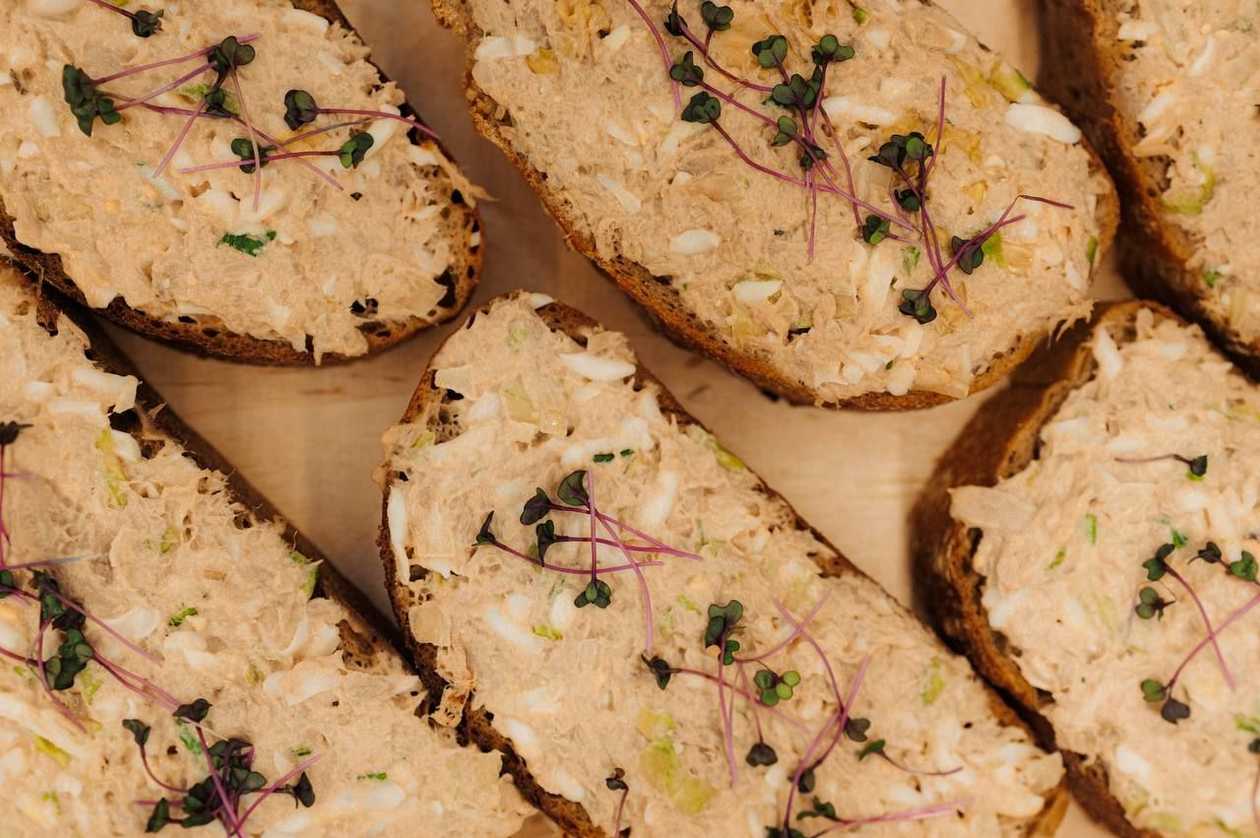 Bread with tuna spread