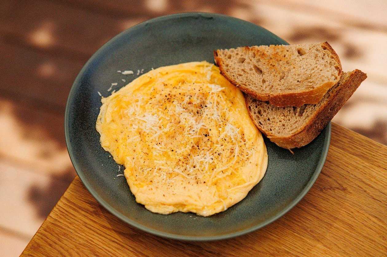 Cacio e Pepe Egg Dish 250g